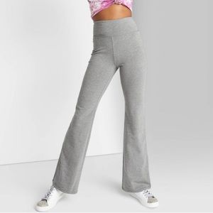 Women’s High-Waisted Gray Flare Yoga Pant - Wild Fable Large NWT